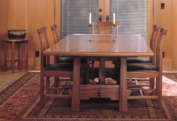 The Pyramid Leg Table